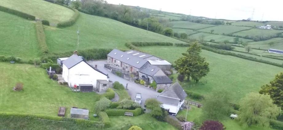 Hotel The Reindeer Retreat Buttercup Twin Kidwelly Exterior foto